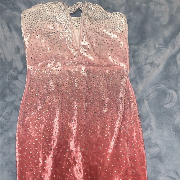 Dress ! - Picture 1 of 2